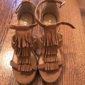 Brown tassel wedges 6.5